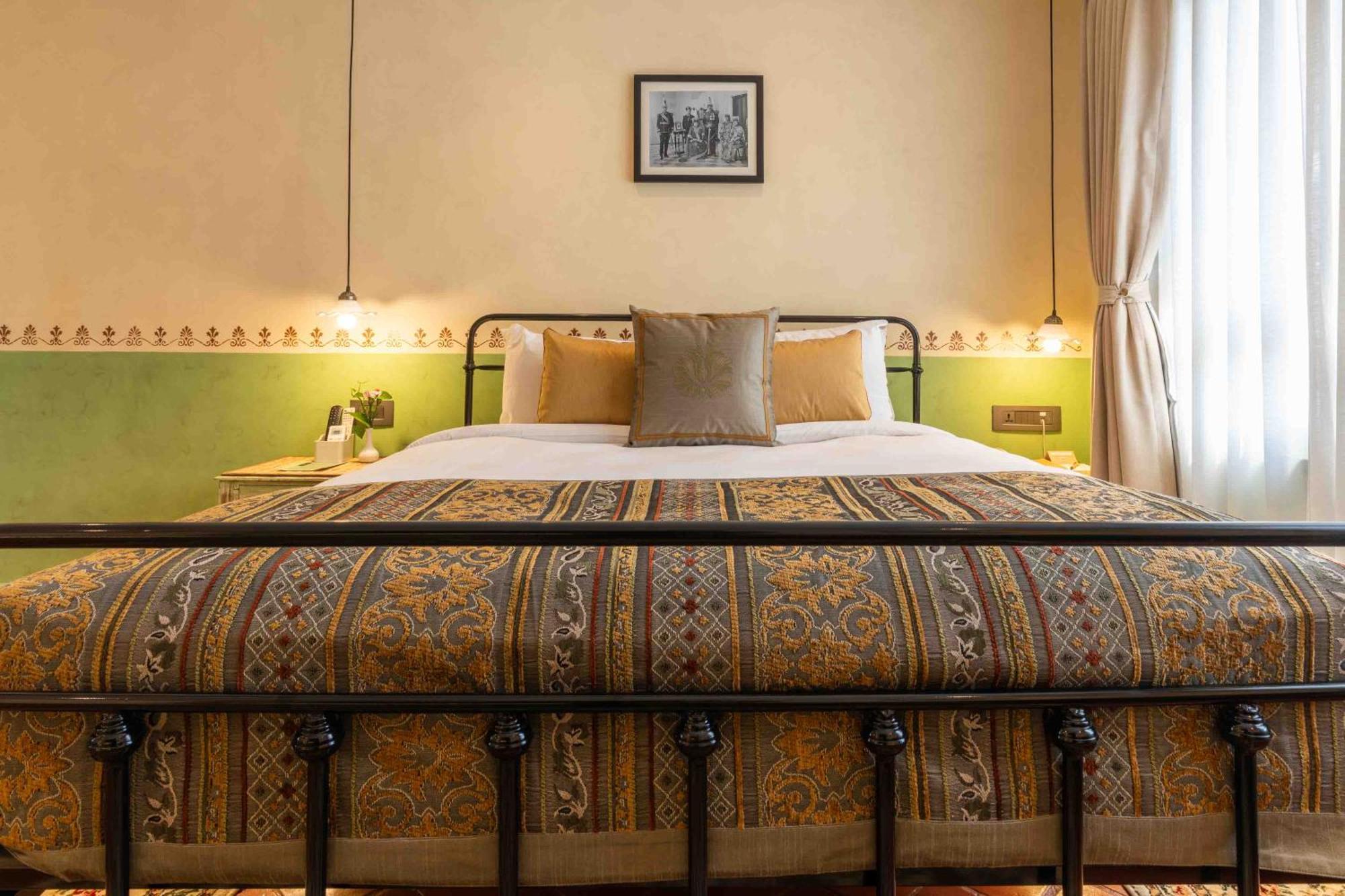 Seto Ghar Hotel Kathmandu Exteriör bild