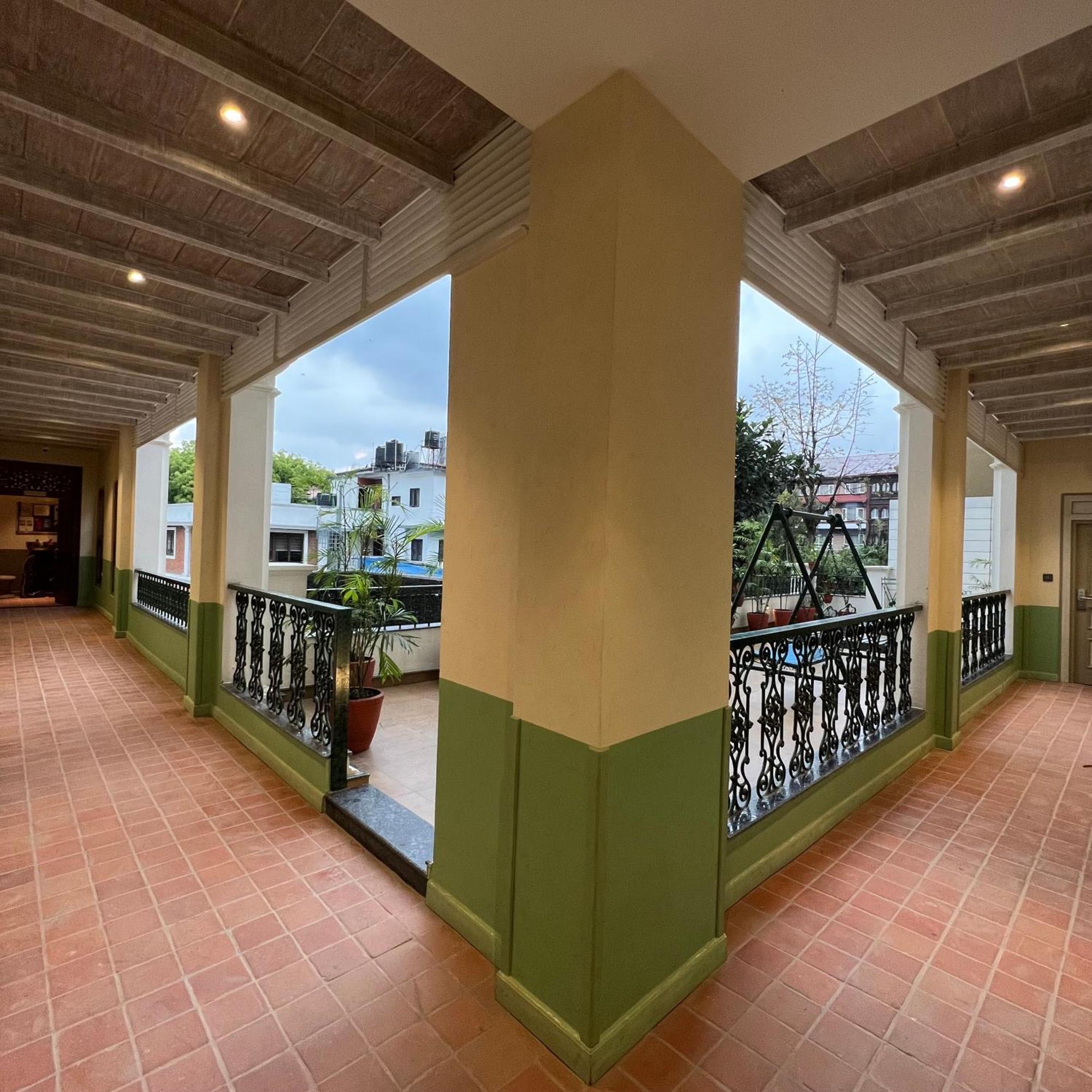 Seto Ghar Hotel Kathmandu Exteriör bild